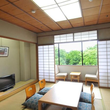 Gosho Nishi Kyoto Heian Hotel Exterior foto